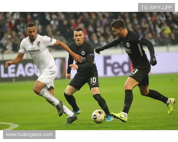 巴黎圣日耳曼新篇章：从历史辉煌到未来挑战，俱乐部如何在全球足球舞台持续崛起