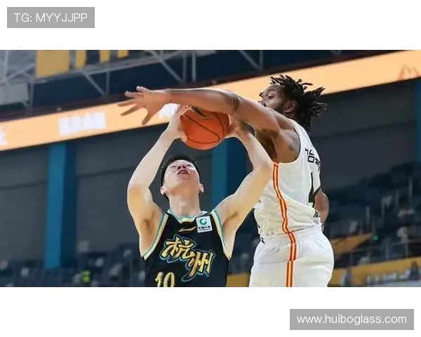 浙江广厦全力出击迎战对手 力争逆袭闯入季后赛核心战役