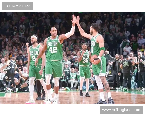 2009年NBA季后赛火箭对掘金精彩对决回顾与分析